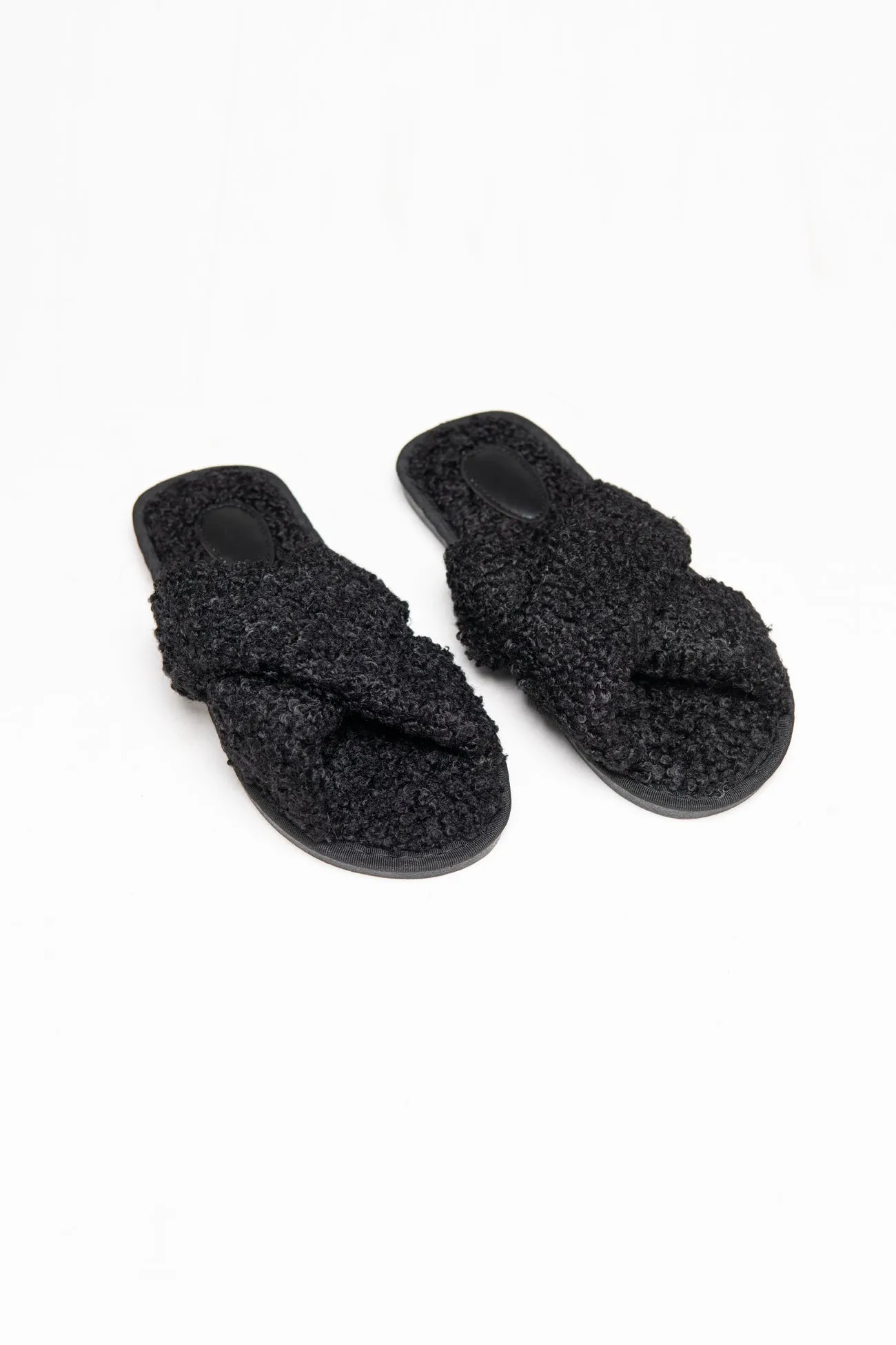 BEDROOM SLIPPERS