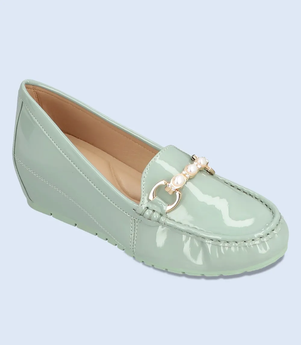 BW8304-MINT-Women Comfort Moccasins