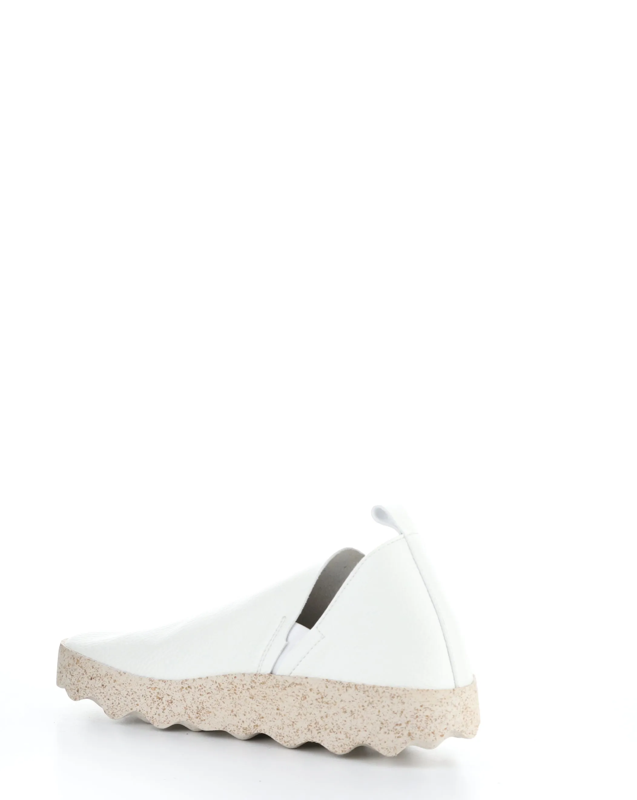 CLOE214ASP White Round Toe Shoes