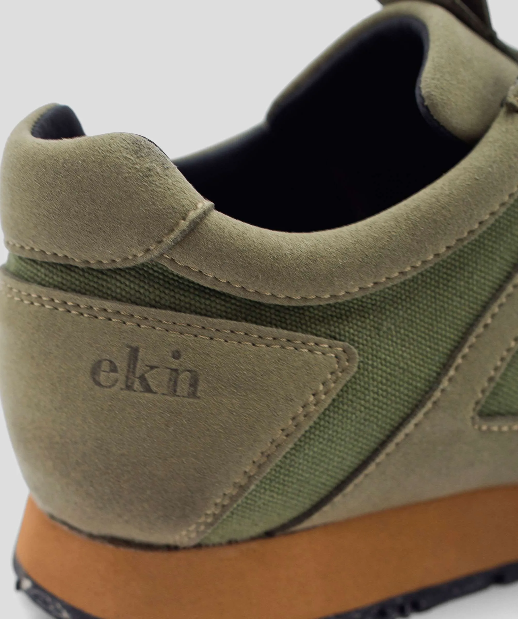 Low Seed Runner Vegan Sneakers Artichoke Green Size 37-44