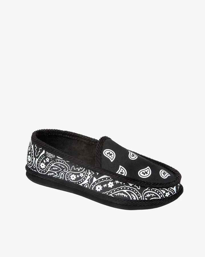 Mens Bandana Print Closed Back House Shoes