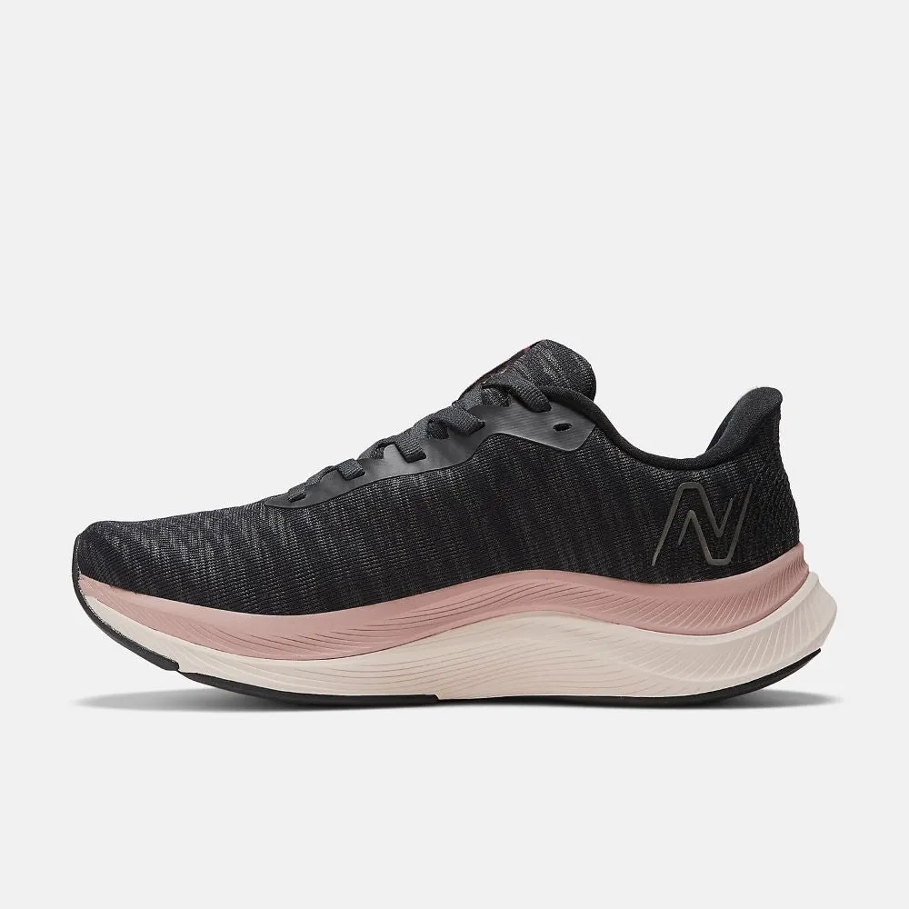 'New Balance' Women's FuelCell Propel v4 - Black / Quartz Pink