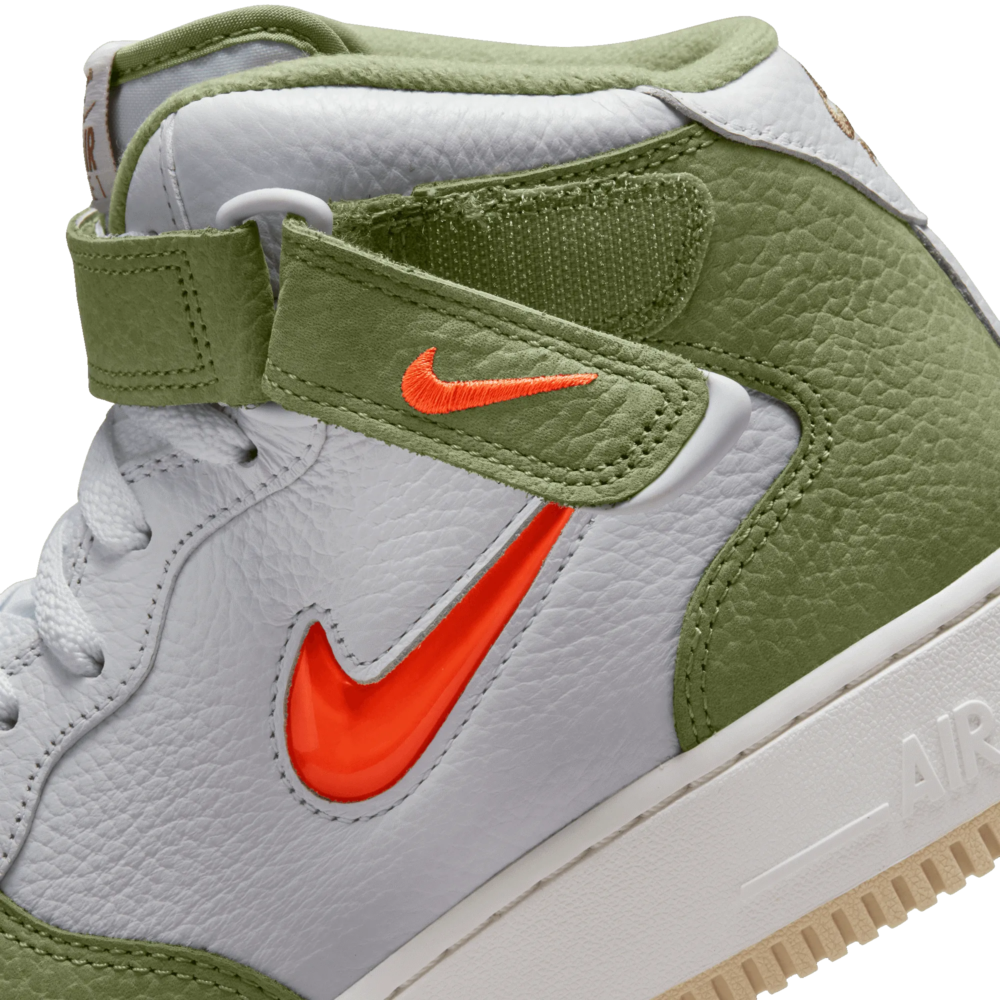 NIke Air Force 1 Mid Olive Green DQ3505-100