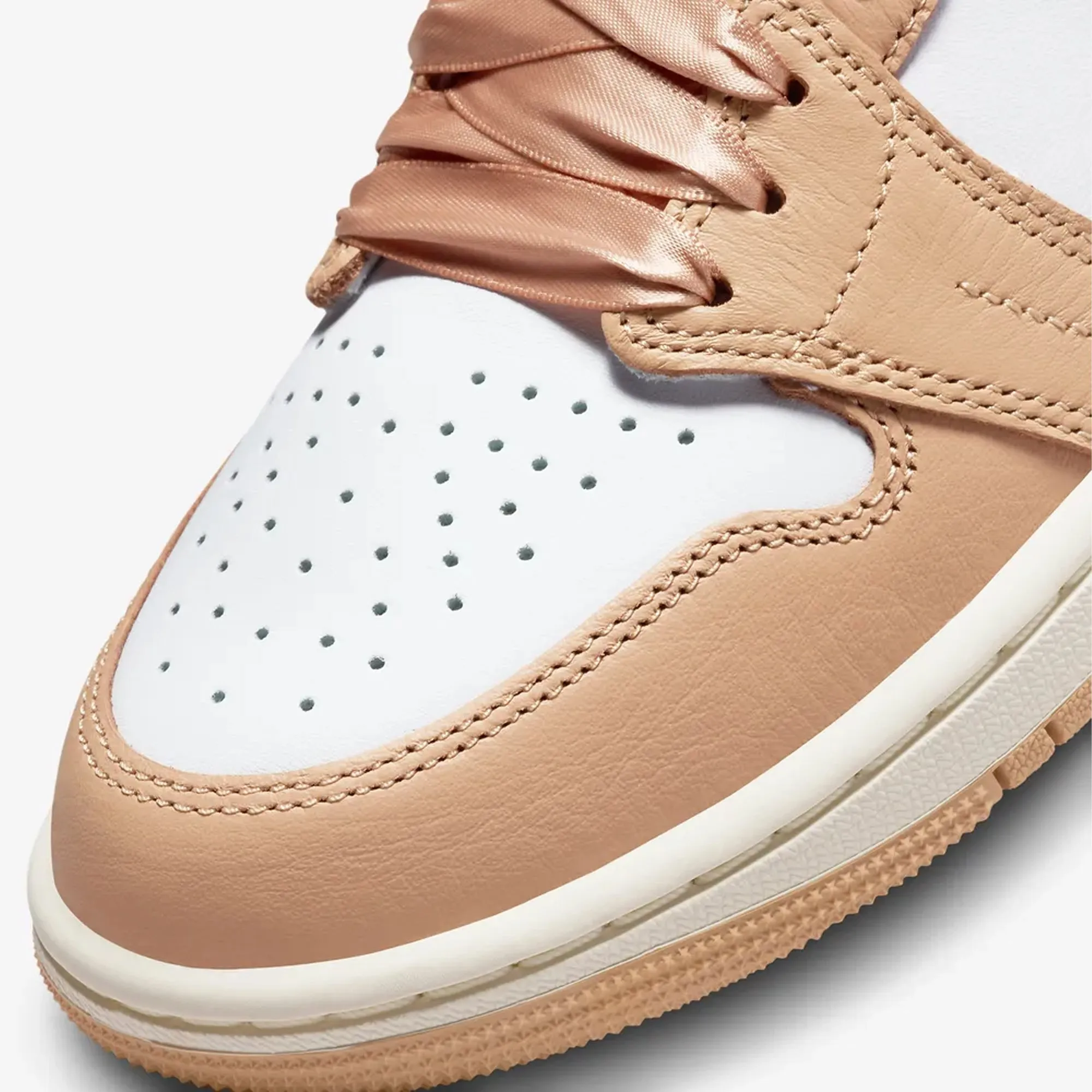 WMN'S AIR JORDAN 1 RETRO HIGH OG 'PRALINE/WHITE-SAIL'